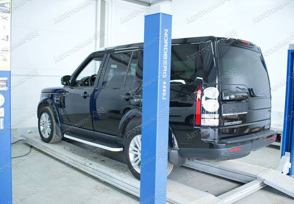   Land Rover Discovery 4   